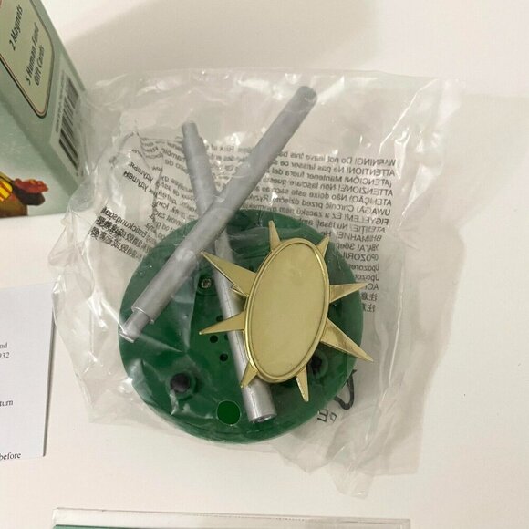 Seinfeld Festivus Celebration Kit with Frank Costanzas Voice Holiday - Picture 6 of 16